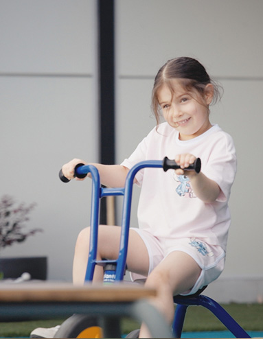 wattle-carousel-three